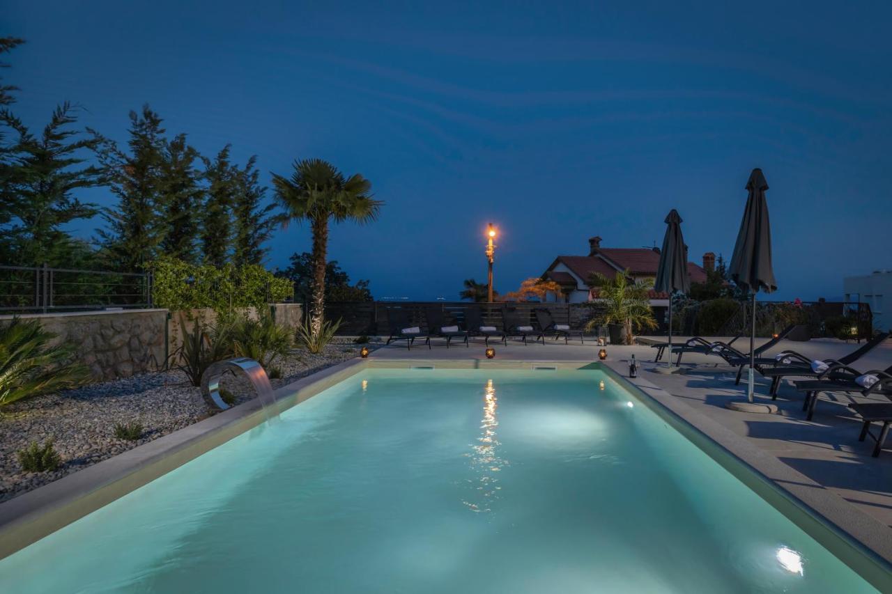 Villa Adriatic, Apartment Enio With Swimming Pool, Panoramic Sew View, Free Parking Ičići Extérieur photo